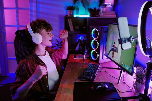From All-Nighters to Radiance: Red Light Therapy for the Gen Z Lifestyle